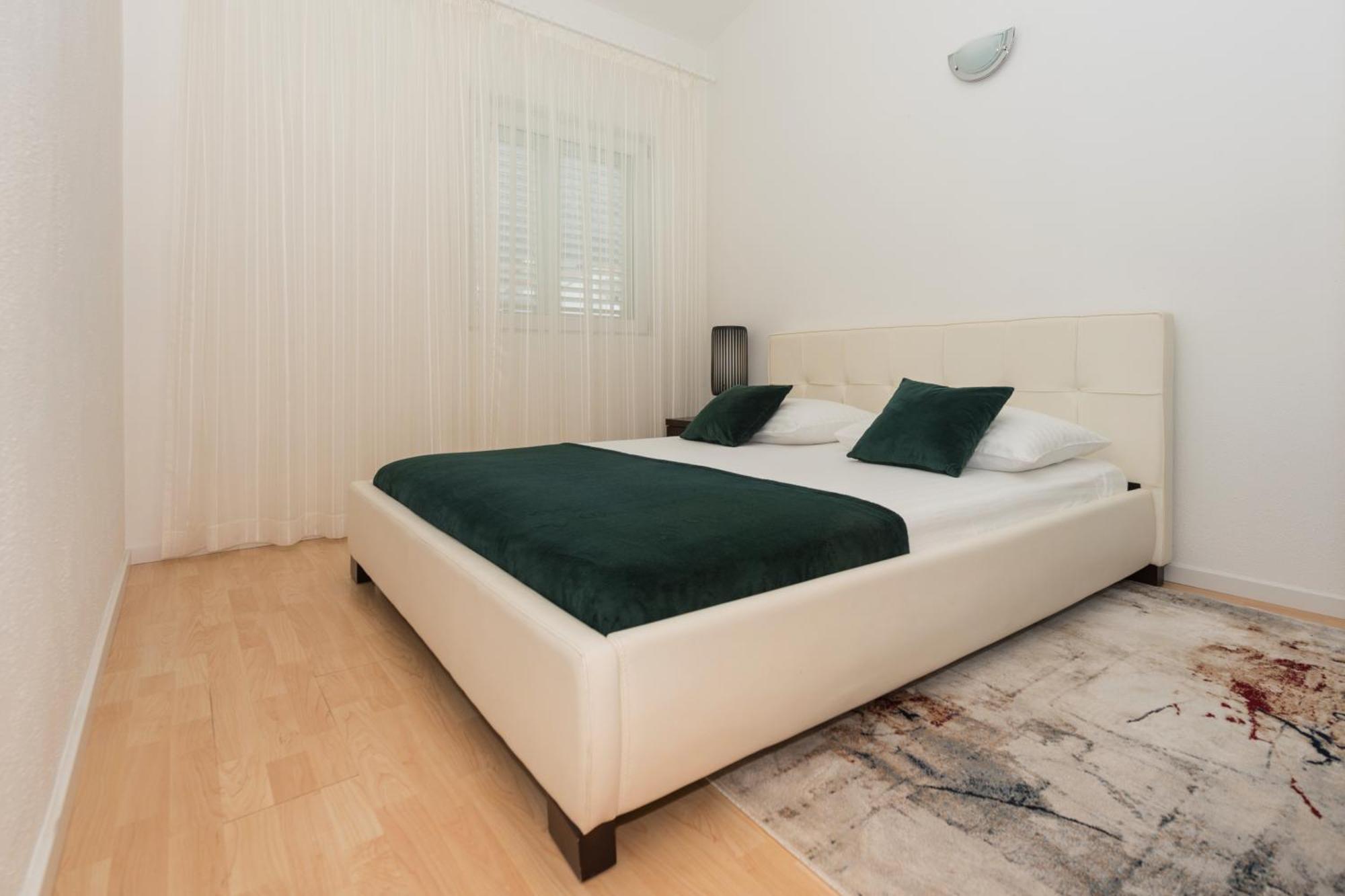 Apartman Filipovic Makarska Esterno foto
